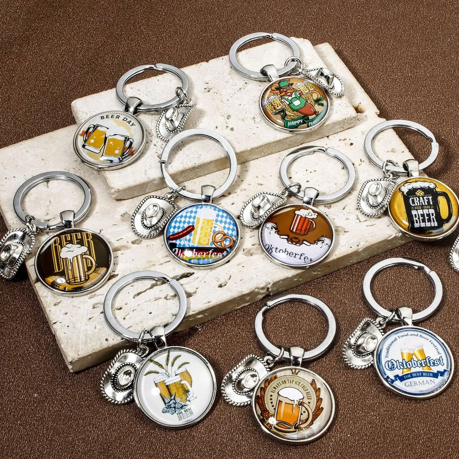 Mann Mart‚Stainless Steel Beer Mug Keychain - Unique Resin Hat Pendant Keyring for Men & Women - Durable & Stylish Key Chain Accessory